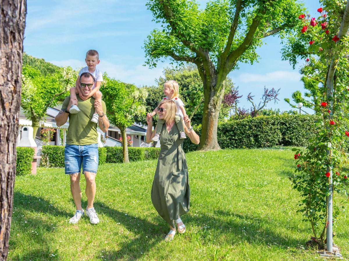 Portofelice Camping Village Эраклея-Маре Экстерьер фото